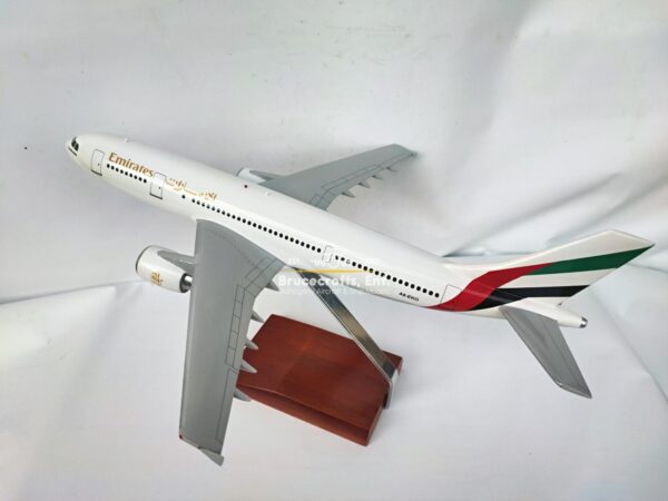 Model of A300-600R Emirates Airlines with detailed craftsmanship.